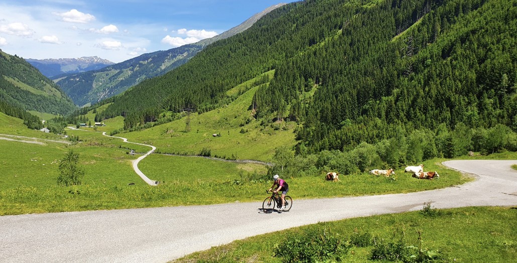 Fietsvrouwen wielren reis Oostenrijk