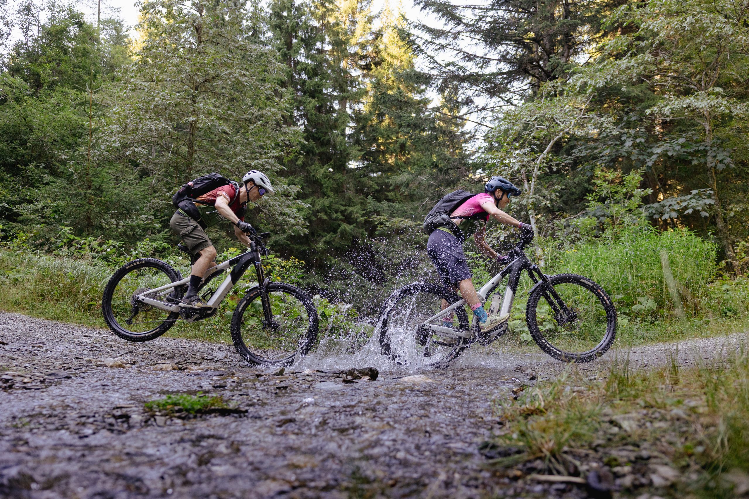 E-Bike Splash Crossing
